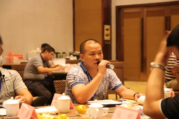部分行業(yè)代表發(fā)言